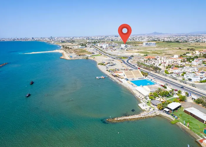 Artemis 102 - Seaside Stories * Livadhia